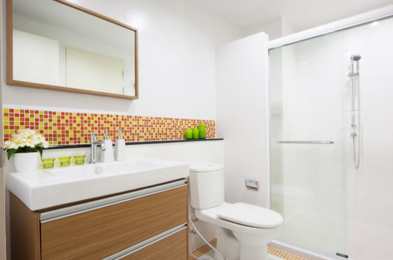 Como decorar um banheiro pequeno gastando pouco | Decoração | Blog da Tenda