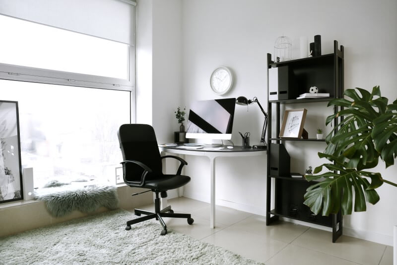 Cadeiras e mesas de escritório são os móveis mais vendidos na Black Friday para o home-office | Blog da Tenda