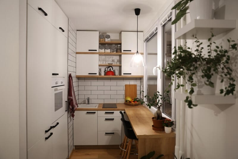 Foto de uma cozinha pequena branca | Decoração para imóvel reduzidos | Blog da Tenda