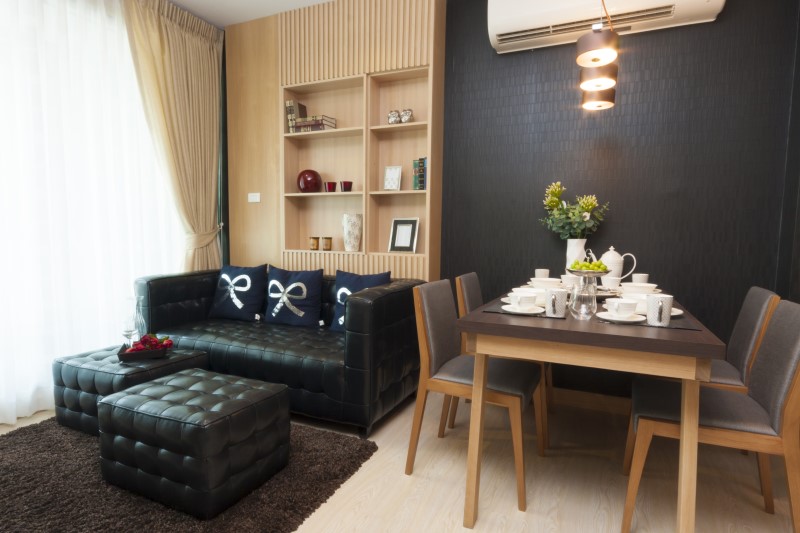 Como financiar um apartamento na planta | Foto de uma sala de estar de um apartamento pequeno | Guia da Tenda | Blog da Tenda