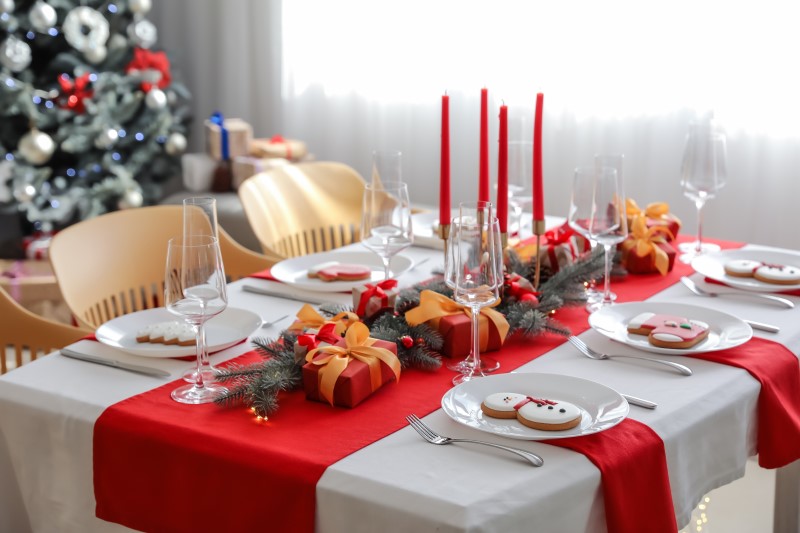 Como decorar sala de jantar para ceia de Natal | Foto de uma sala de jantar com decoração de Natal | Decoração | Blog da Tenda