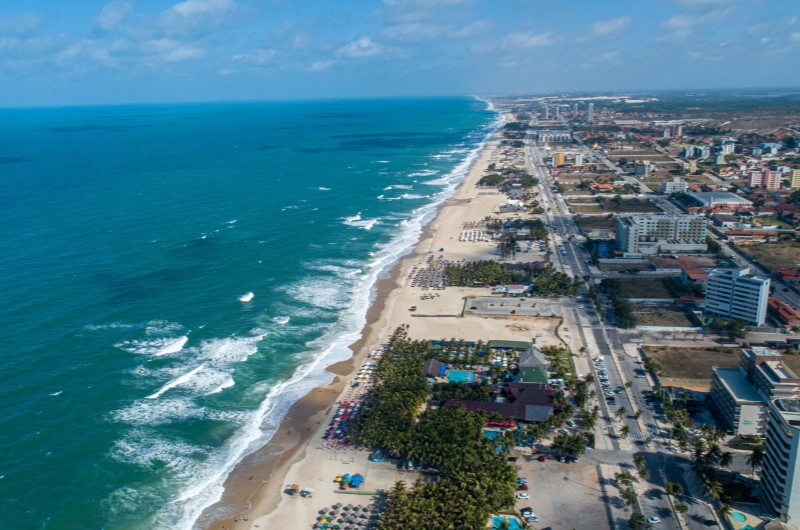 Onde fica a Praia do Futuro? | Foto da vista de cima da região da Praia do Futuro, em Fortaleza | Trilha da Conquista | Blog da Tenda