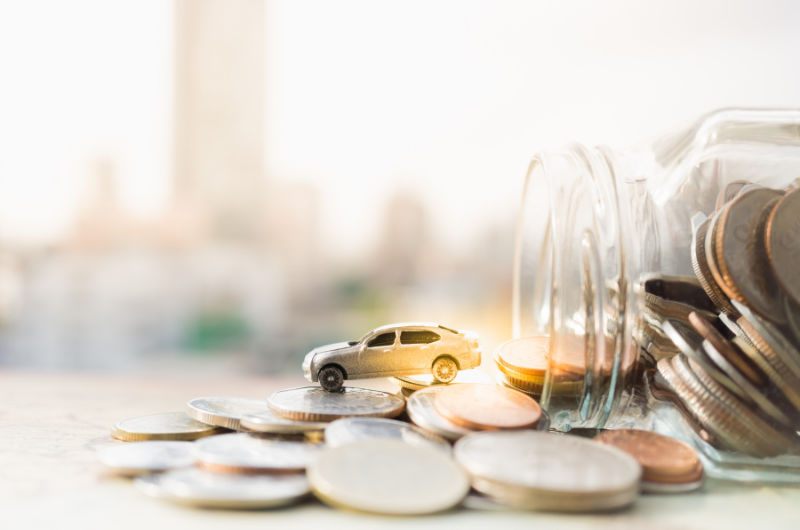 Miniatura de carro e um pote de moedas | Como comprar um carro sem entrada | Economia e renda extra | Eu Dou Conta